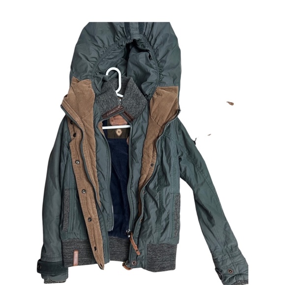 NAKETANO Brave New World Women’s Winter Jacket - Picture 1 of 3